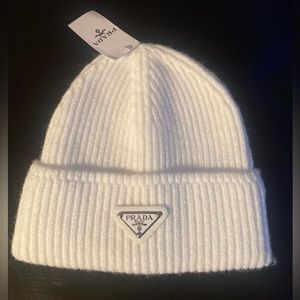 prada beanie
